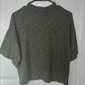 SizeSmall Olive Green Textured Knit Top Cropped Style with Drop Sleeves